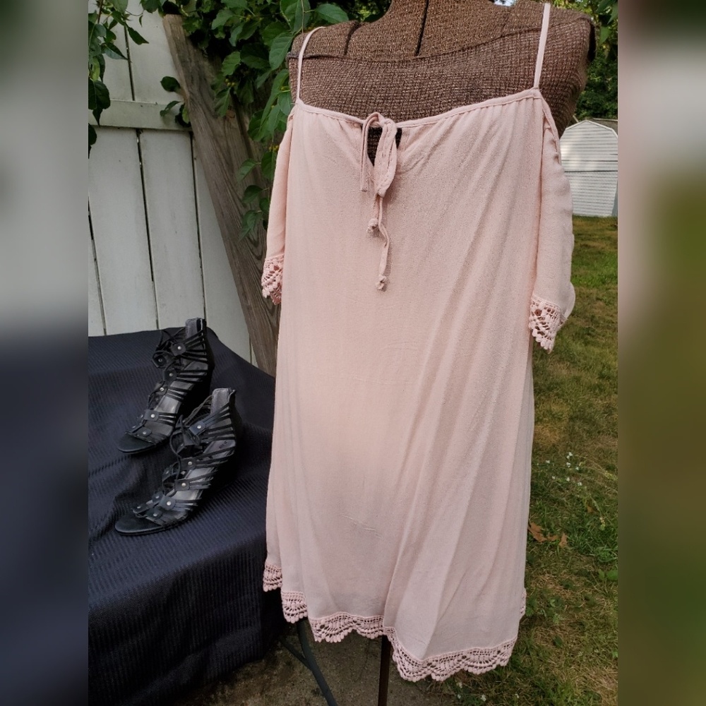 Pink cold shoulder shift dress,  Size L--NWT